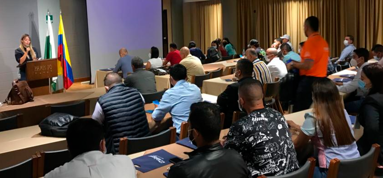 Conferencias y seminarios